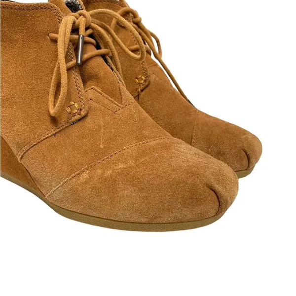 TOMS Brown Lace up‎ Wedge Ankle Booties 8.5 - Image 2
