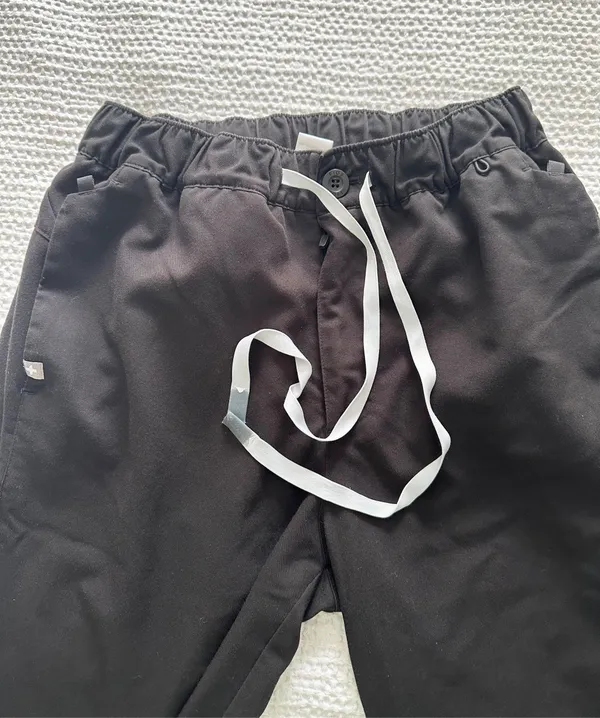 FIGS black jogger scrub pants  - Image 2