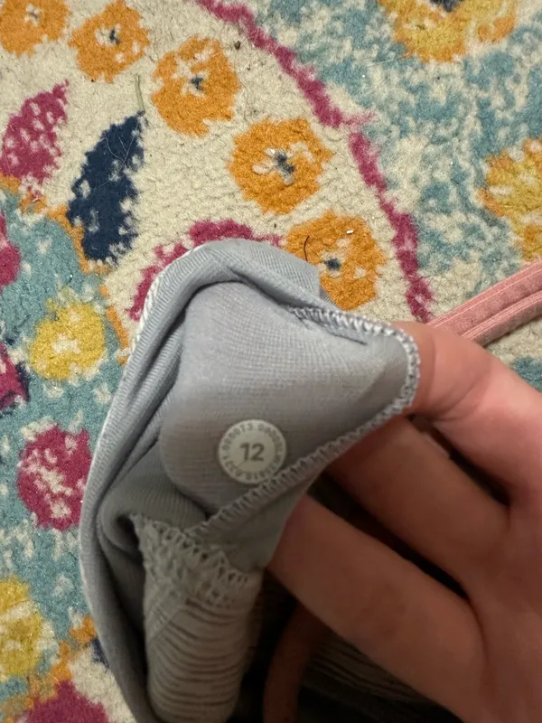 Lululemon Strappy Sports Bra 12 - Image 4