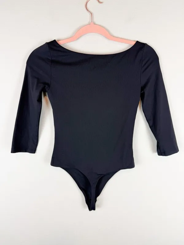 Aritzia Contour Ohara Bodysuit Black Boat Neck Size Small - Image 7