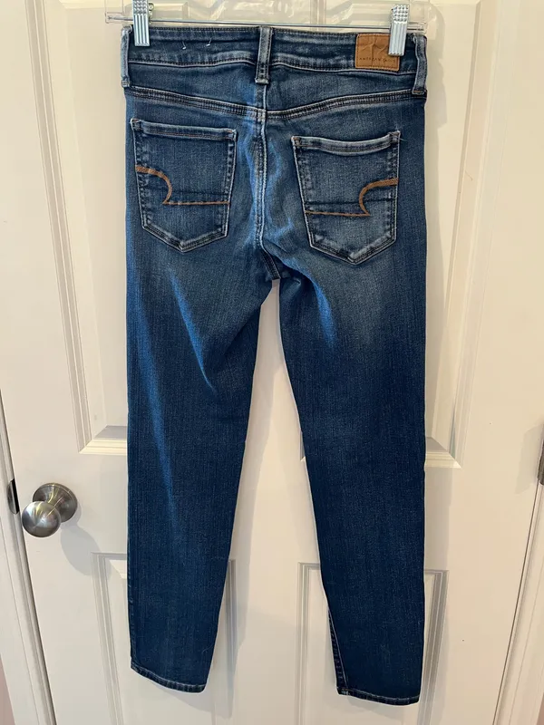 American Eagle Next Level Stretch Jean Size 4 - Image 6