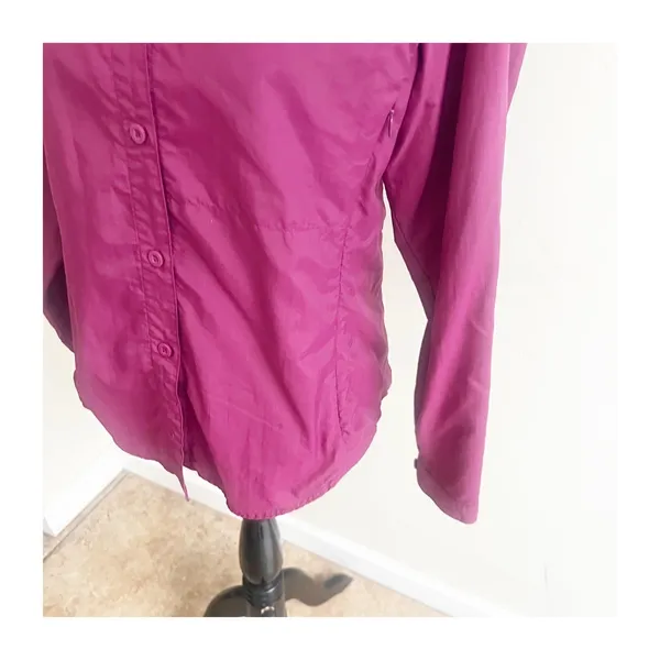REI Hiking Shirt Womens M Magenta Mesh Lined Long Sleeve Button Down Gorpcore - Image 5