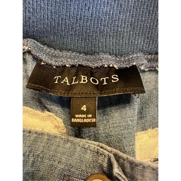 Talbots Blue Jean Capri size 4 (2580)￼ - Image 4
