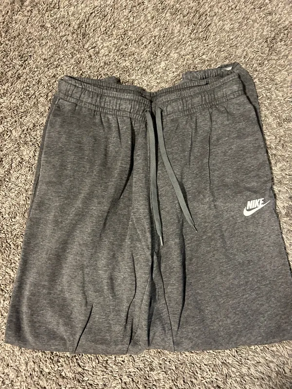 Nike Women’s Sweatpants - Image 2