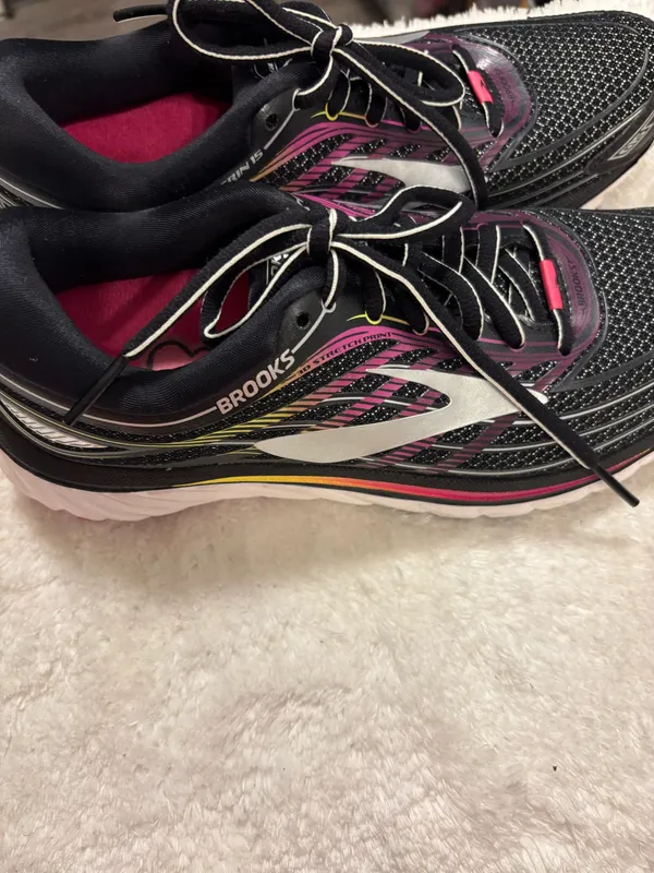 Brooks black and white Sneakers Running shoes Sz. 8 - Image 7