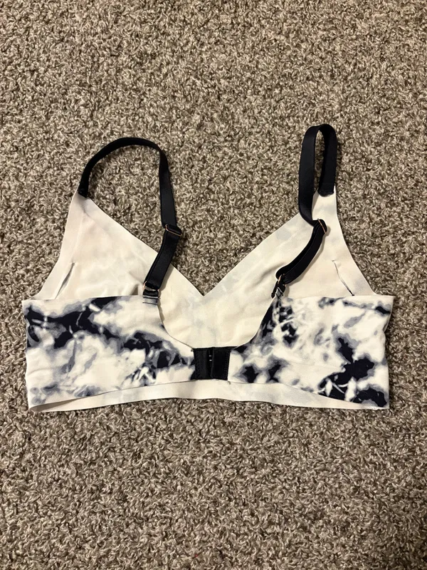 PINK Bralette Victoria's Secret - Image 2