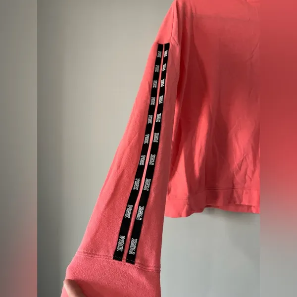 Pink by Victoria's Secret VS Pink Spell Out crewneck Sweatshirt Size medium - Image 7