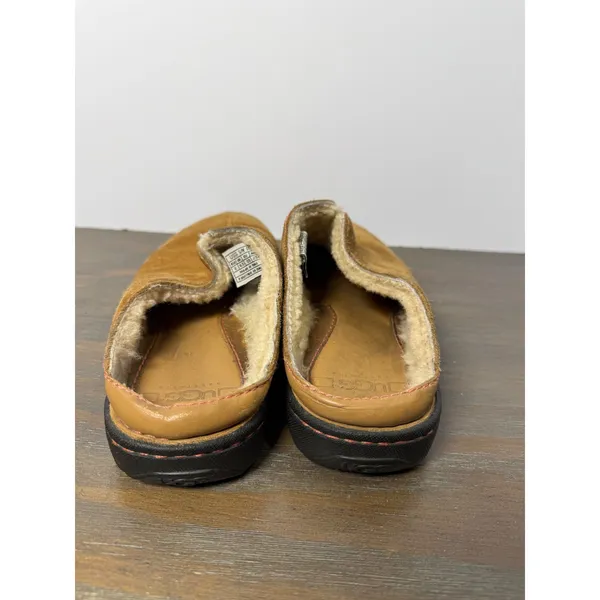 UGG Women's Size 8 Brown Suede Shearling Lined Clog Slippers - Image 8