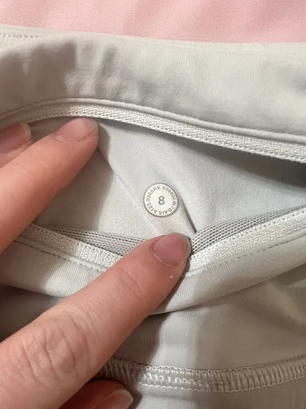 Lululemon High-Rise Speed Up Shorts 2.5” - Image 4