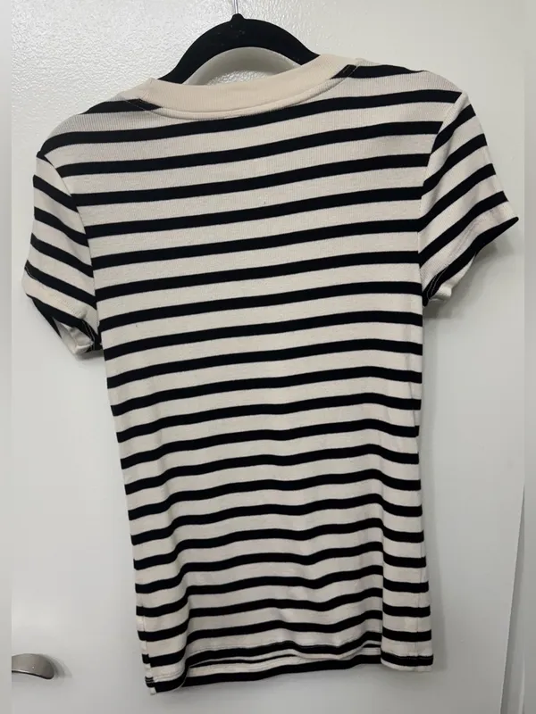 EUC A New Day Striped Short Sleeve Top | Casual Everyday Women's Tee - Image 2