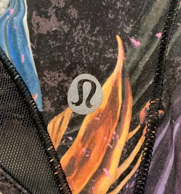 Lululemon Shorts Hotty Hot - Image 3
