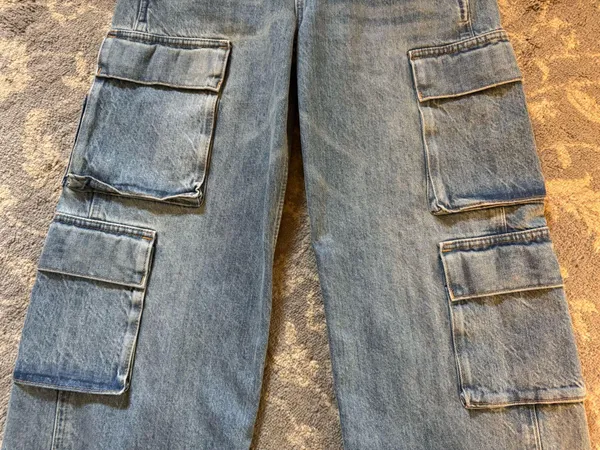 Aritzia Denim Forum High-Rise Cargo The '90s Millie Jeans - Image 6