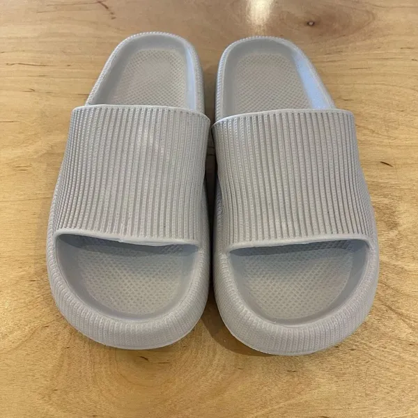 Pillow‎ Slide Womens Non-Slip Ultra Soft EVA Slippers Gray Size 38-39 - Image 2