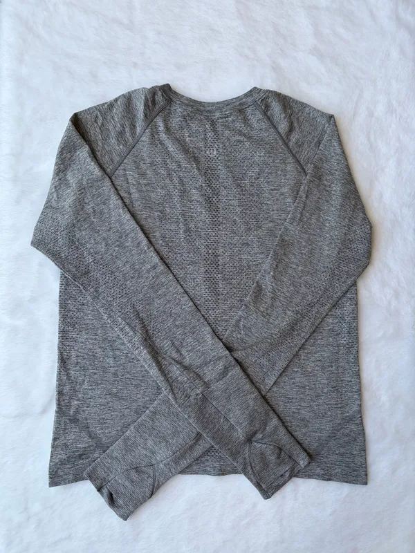 Women’s Lululemon Swiftly Tech Long Sleeve 2.0 - Image 6