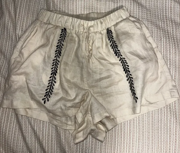 Verge Girl Linen Short - Image 3