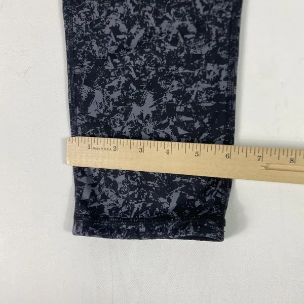 Athleta Capri Leggings Womens Small Black Camo Print‎ Stretch Yoga Gym - Image 7