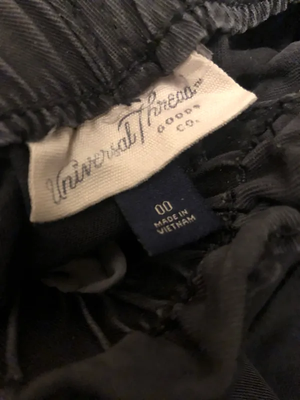 Universal Threads Pants - Image 3