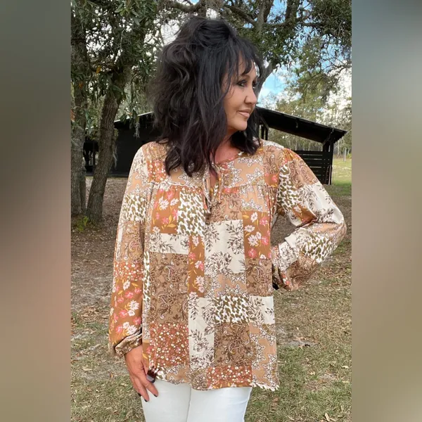Haptics Country Bliss Patchwork Boho Blouse Floral Paisley Size Large - Image 3