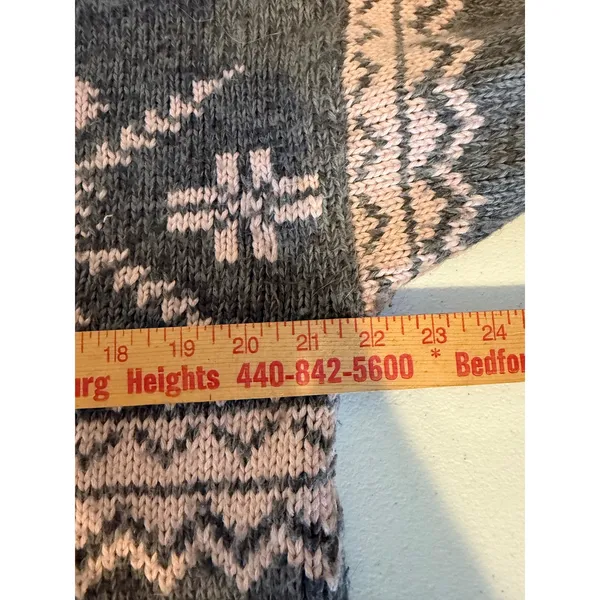 Vintage Best American Clothing Co. Gray Pink Wool Blend‎ Snowflake Sweater M Ski - Image 9