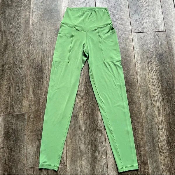 Offline by Aerie Real Me 7/8 High Rise Pocket Leggings Kelly Green Size XS - Image 2
