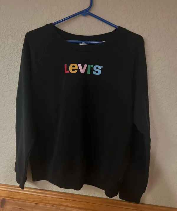 Levi’s Sweatshirt Crewneck Women’s - Image 2