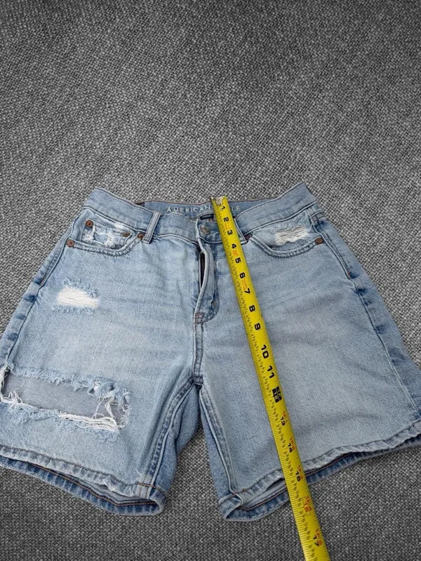 American Eagle Strigid Women’s Size 0 Light Wash High-Rise Distressed Denim Mom - Image 5