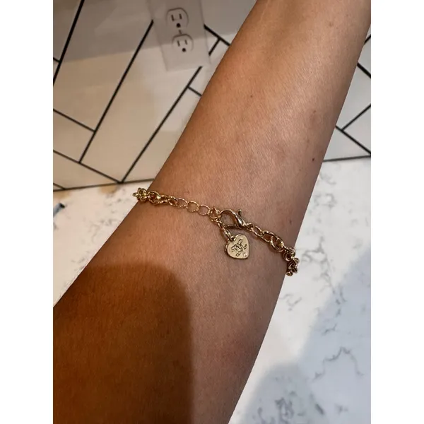 Juicy Couture gold tone bracelet Juicy logo pink heart & bow comes with earrings - Image 8