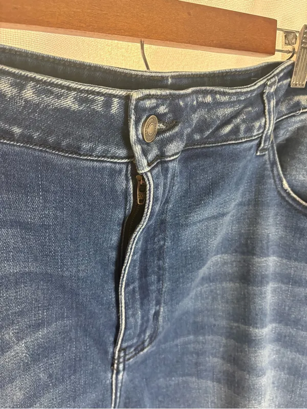 KANCAN Maurice’s Plus Size 24 Medium Wash Distressed Jeans EUC Blue - Image 3