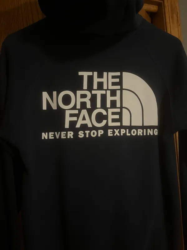 women’s navy north face hoodie - Image 3