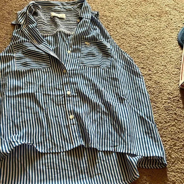 Abercrombie blue & white striped tank top‎ small - Image 5
