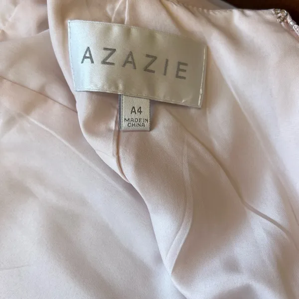 Gorgeous Azazie gown, soft pink, very elegant - Image 11