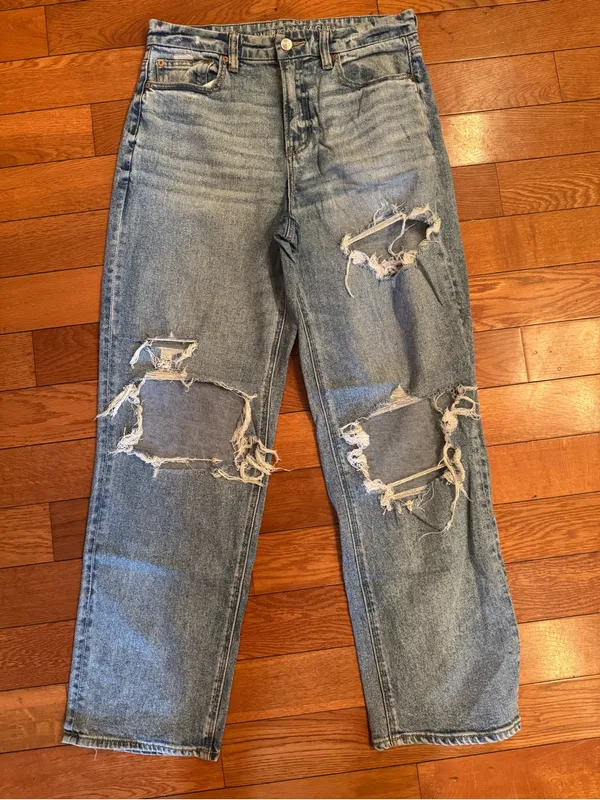 American Eagle Curvy 90s Straight Distressed Jeans - Women's Size 8 - Image 2