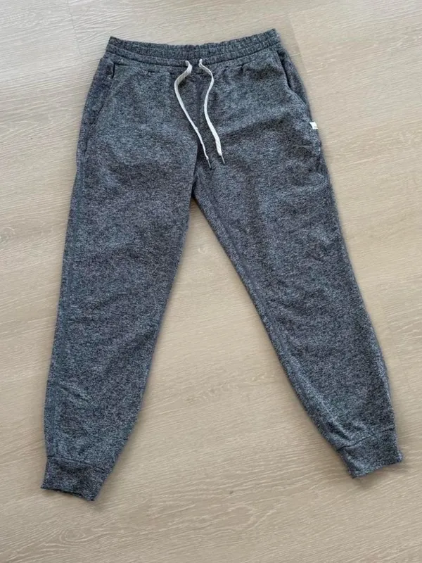Vuori Performance Jogger Heather Gray Size Small - Like New - Image 2