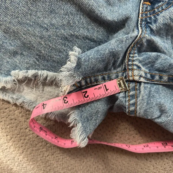 VINTAGE Levis 910 High Rise Shorts - Image 5