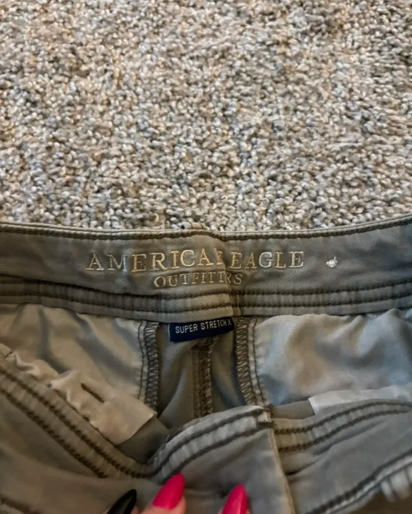 Khaki American Eagle Shorts - Image 3