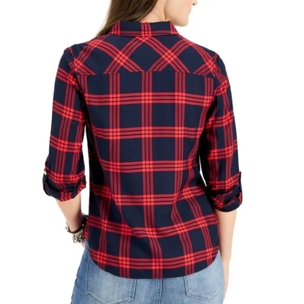 Tommy Hilfiger NWOT plaid roll tab button front shirt M - Image 2