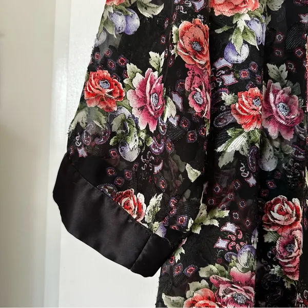 Victorias Secret Vintage Floral Burn Out Vintage Robe Topper Womens Large - Image 2