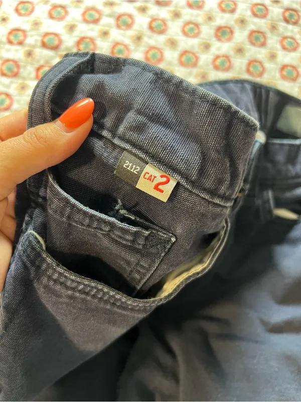 Carhartt Cat 2 2112 Navy Flame Resistant Work Pants size 16 Short - Image 5