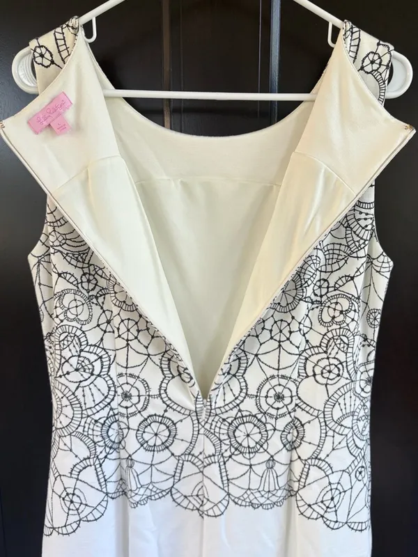 EUC Lilly Pulitzer Julianna “Lace You There” Ponte Sheath Dress Size Large - Image 8