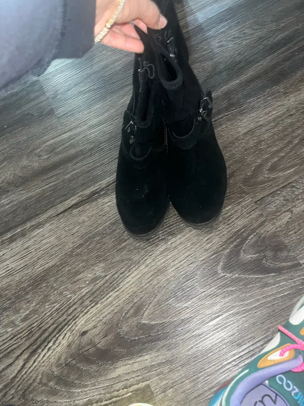Boots Black Size 6 - Image 2