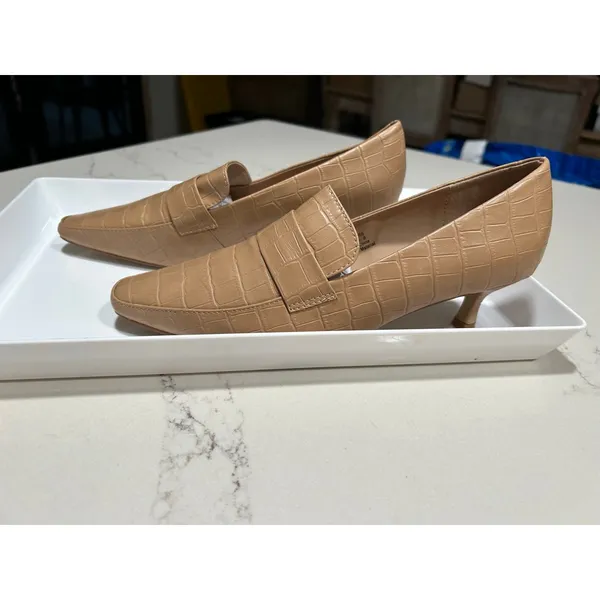 NEW Journee Collection Tan Faux Alligator Celina Pumps 8 $95 - Image 7