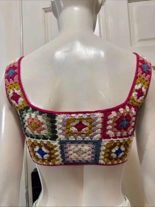 Farm Rio Anthropologie Crochet Cropped Granny Square Pullover Top Shirt XS - Image 8