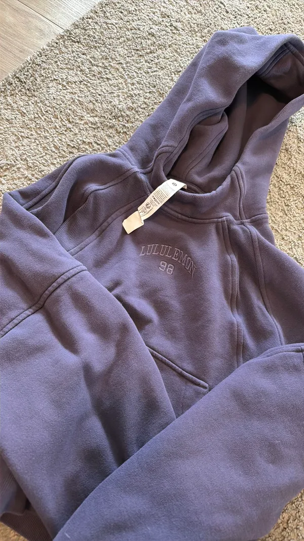Lululemon Cropped Hoodie - Image 5