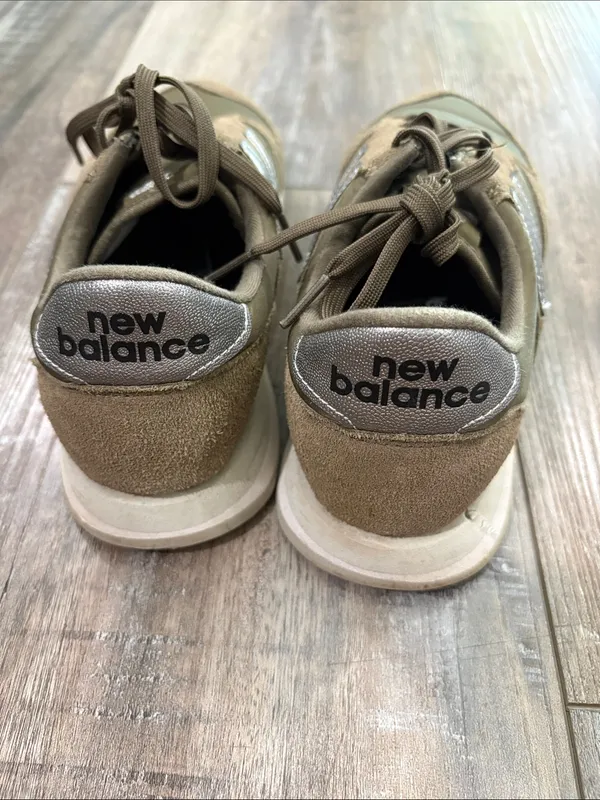 New Balance 420 olive green and silver 7.5 - Image 4