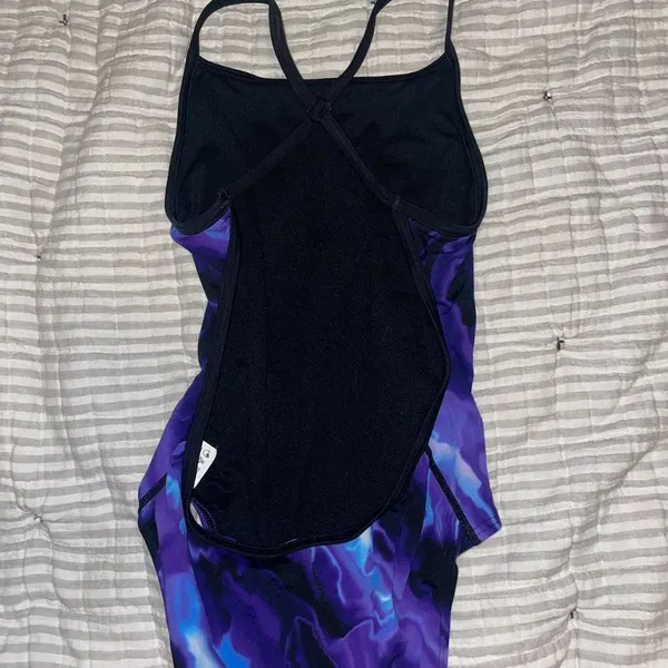 TYR swimsuit - Image 4