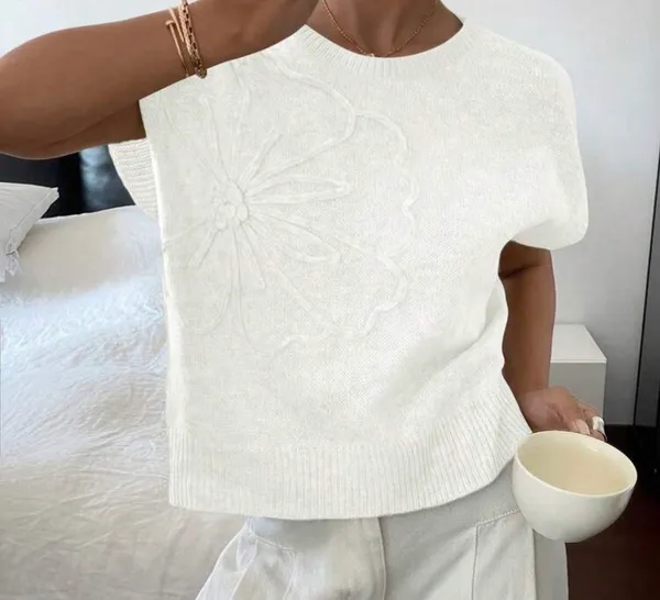 SheIn Flower Sweater - Image 2
