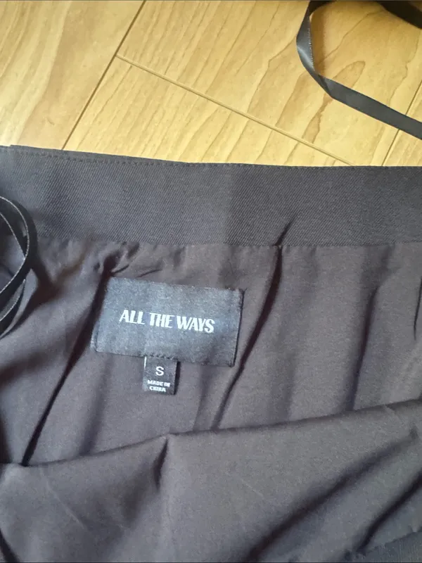 Black Mini Skirt - Image 2