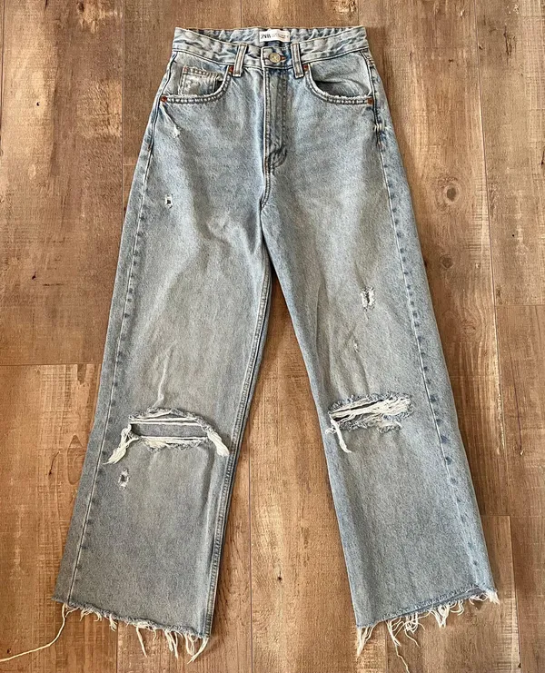 Zara Wide Leg Jeans - Image 4
