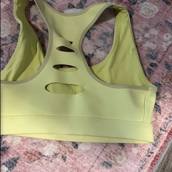 Peloton small green yellow sports‎ bra - Image 6
