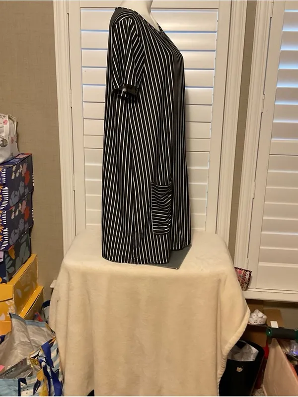 SHEIN Black and White Vertical Stripe Midi Dress - Image 2